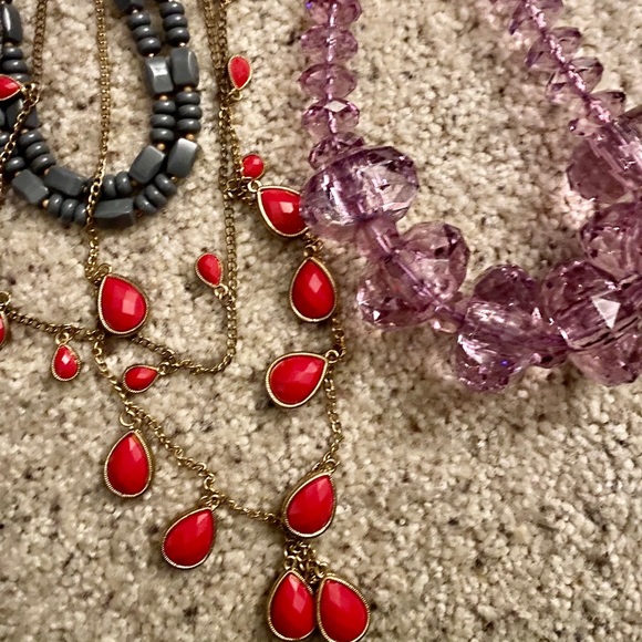 📿Beautiful Wearable Necklace & Bracelet Bundle📿 - Picture 8 of 9